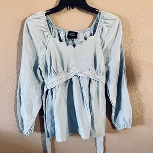 Fifty Street Junior Girls Medium Shirt Blouse. Lite denim blue color. Very Cute